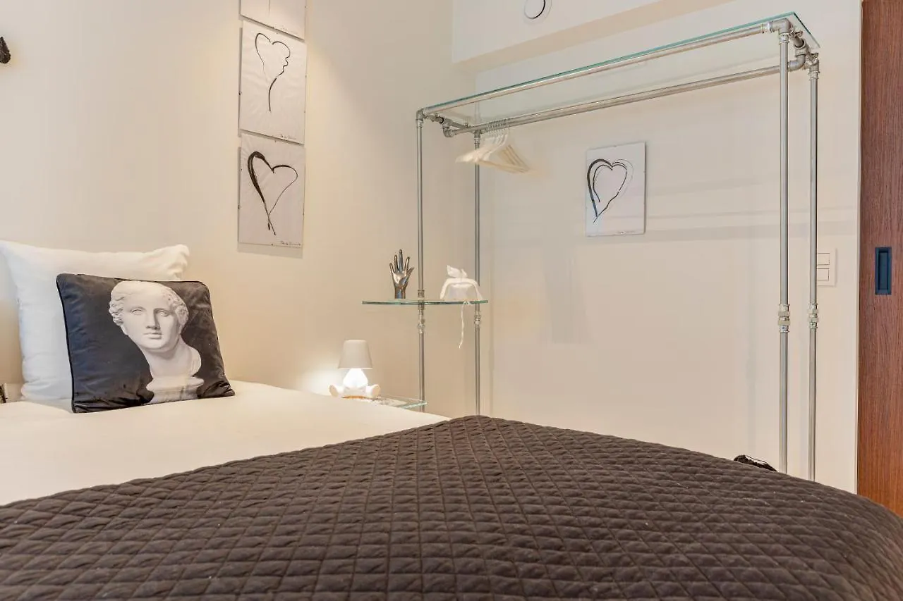Vrijdagmarkt By Lit D'Art Apartment Antwerp Belgium